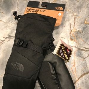 North face women’s Gore-Tex ETip mittens S
